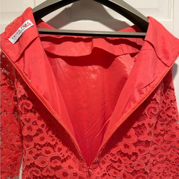 Trina Turk Pre-Owned Size 2 Elegant Coral Lace Long Sleeve Mini Cocktail Dress - Picture 10 of 11